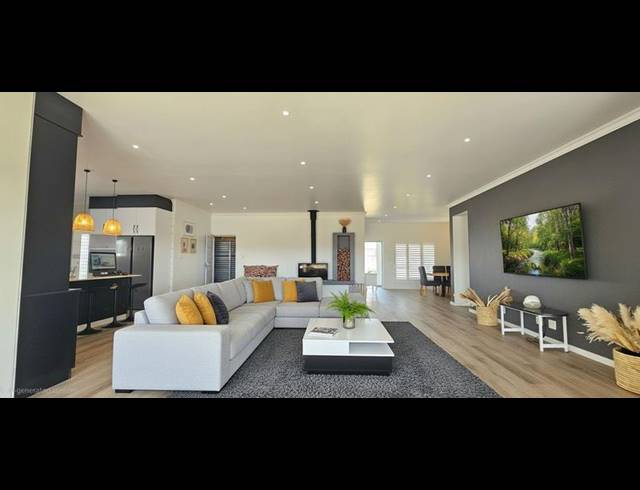 3 BEDROOM HOUSE FOR SALE IN COUNTRY CLUB